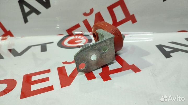 Подушка глушителя Volkswagen Passat 3G czea