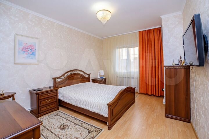 Таунхаус 136 м² на участке 10 сот.