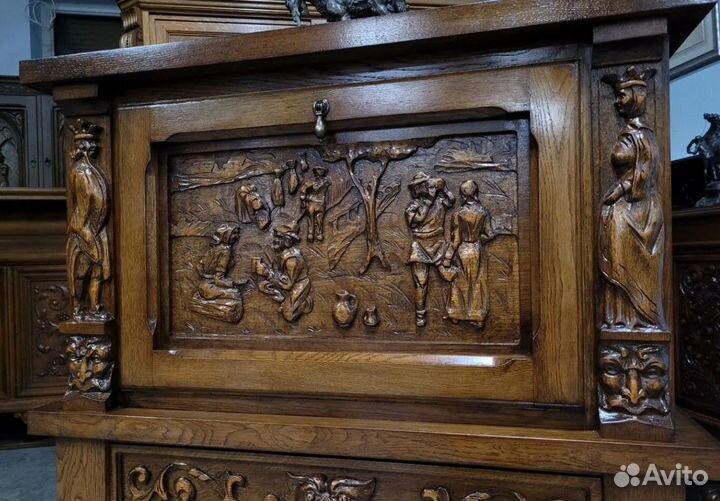 Антикварный комод бар