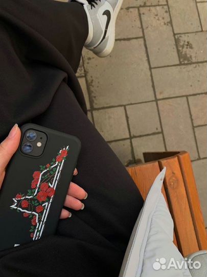 Чехлы на телефон