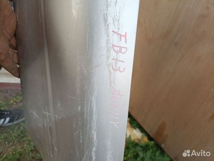 Крыло переднее левое правое Ниссан Санни fb 13