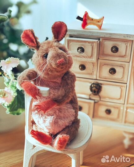 Коллекционная интерьерная игрушка в стиле тедди
