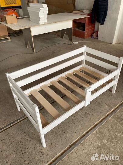 Детская кровать новая