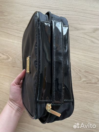 Косметичка с зеркалом