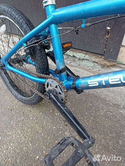 Трюковой велосипед BMX