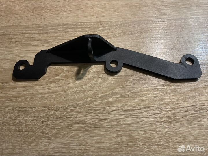 Доп кронштейн переднего редуктора stels quepard