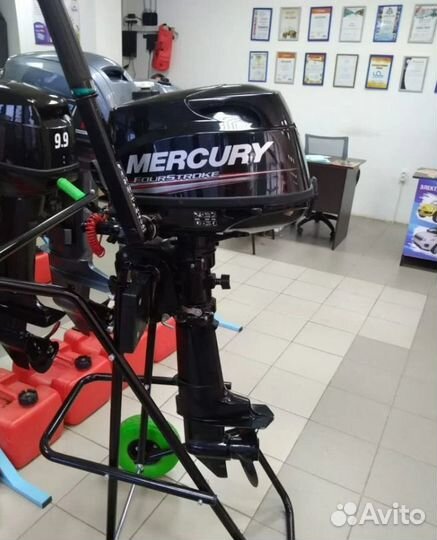 Лодочный мотор Mercury (Меркури) 5 Витрина