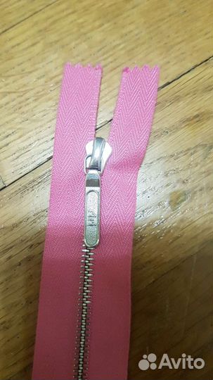 Молния riri новая