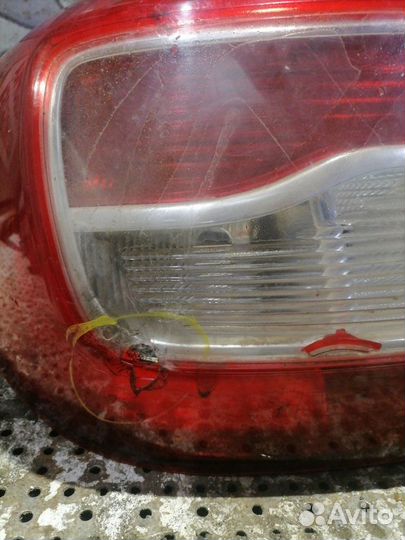 Фонарь задний левый Renault Logan 2
