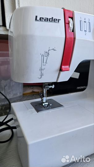 Швейная машинка leader vs315