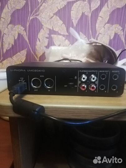 Внешняя звуковая карта behringer umc204hd