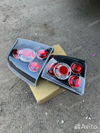 Фонари задние VW Passat B5 96-00 седан красно-черн