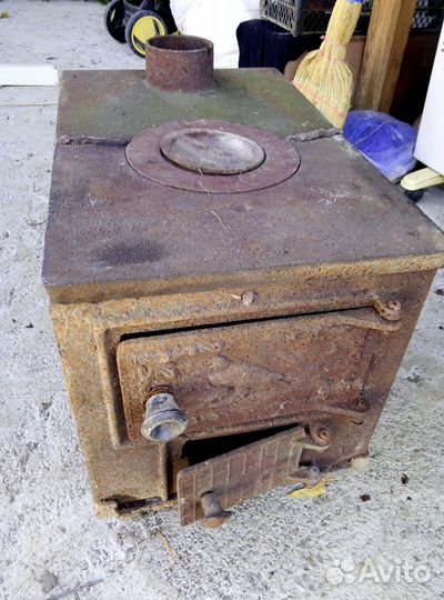 Печь буржуйка, чугунная