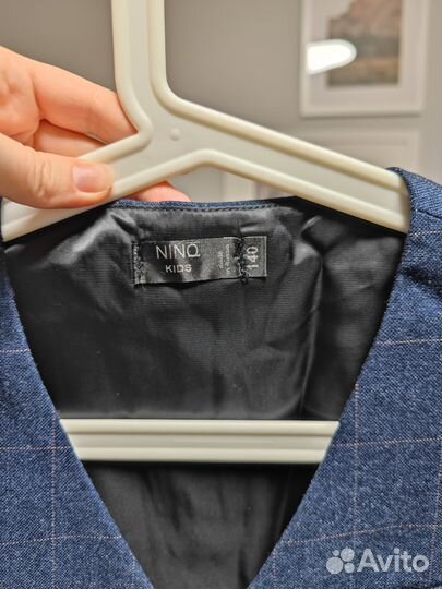 Костюм классический на мальчика 134 140