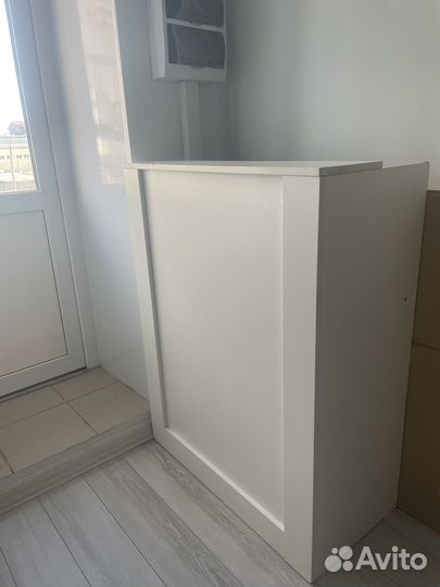 Кассовый стол/стойка/ресепшен бу