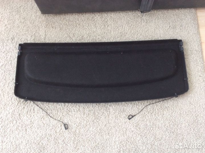 Задняя полка на авто