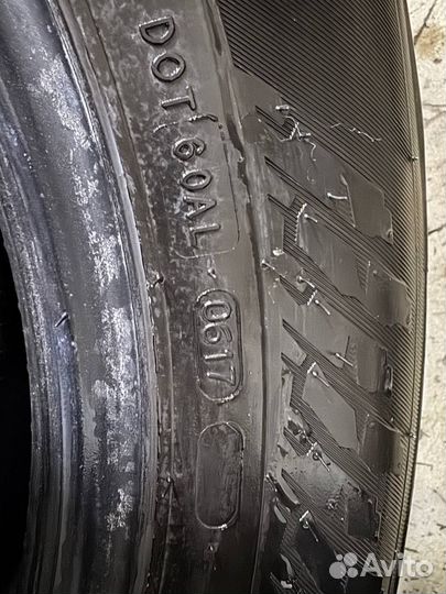 Nokian Tyres Hakkapeliitta 9 215/60 R16 99T