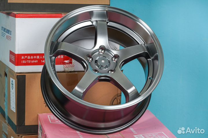 Литые диски Advan Racing R18 9.0J 5x114.3 *E068