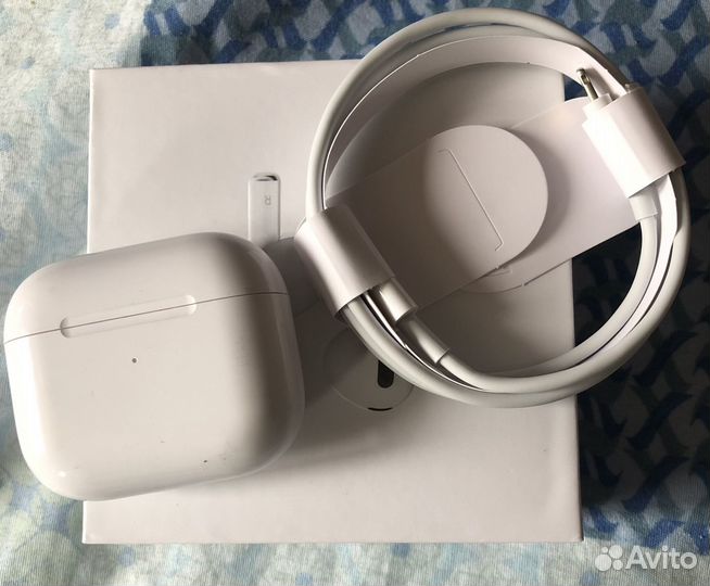 Телефон iPhone 8 64 gb