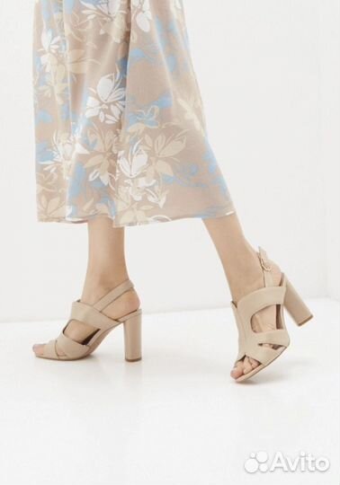 Босоножки бежевые натуральная кожа 38 t.taccardi