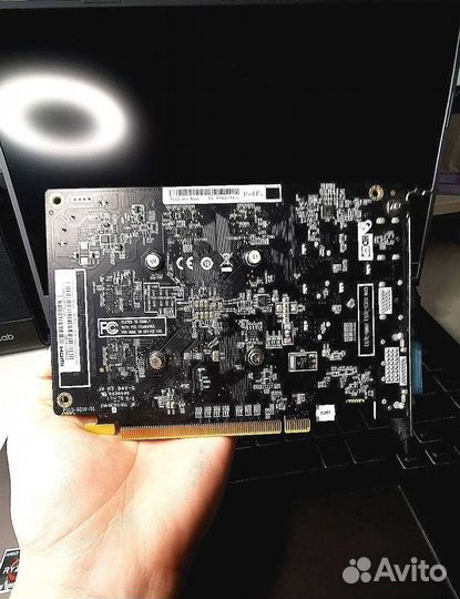 Видеокарта Sapphire rx 550 4gb