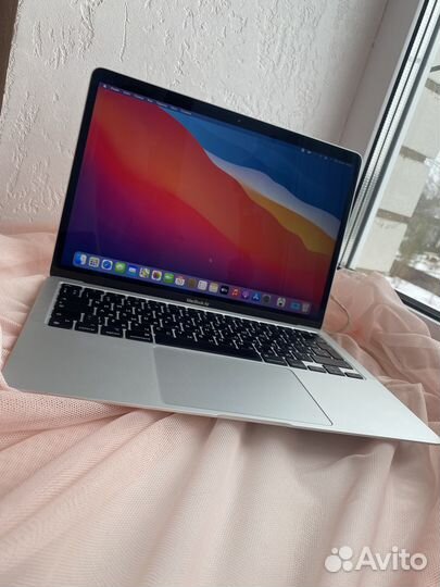 Apple MacBook Air 13 2021 M1 16Gb 512 Гб SSd
