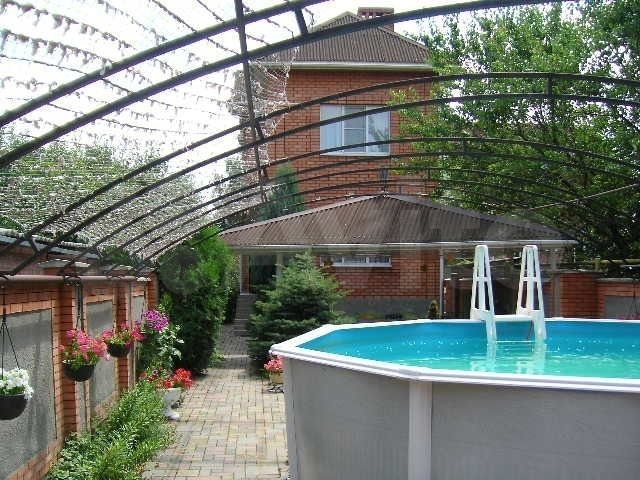 Дом 252 м² на участке 5 сот.