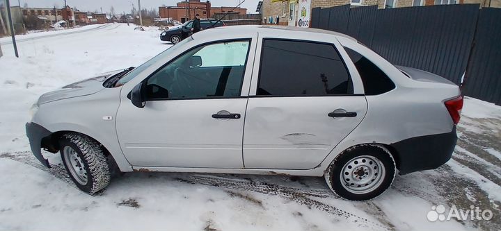 LADA Granta 1.6 МТ, 2018, 107 000 км