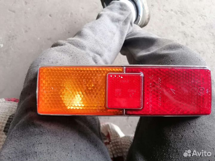 Задний фонарь