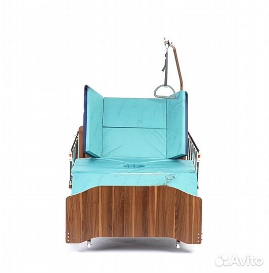 Медицинская кровать для ухода за больными