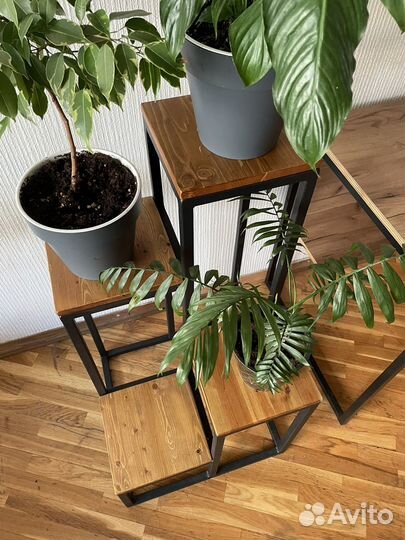 Подставка / лесенка для цветов комнатных