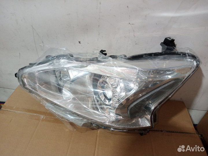 Фара передняя левая Nissan Teana L33R дорестайлинг