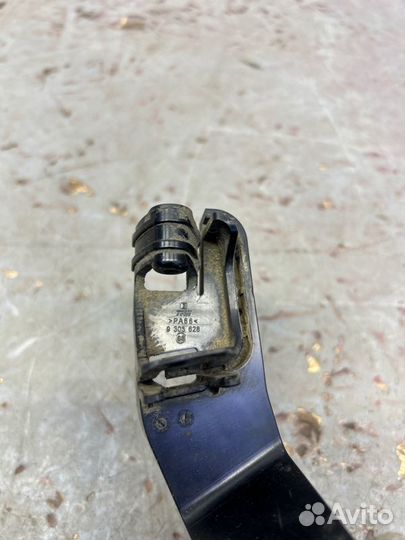 Кронштейн Bmw 5 G30 2.0 2021