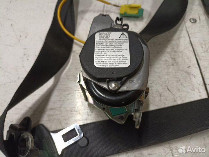 Ремень безопасности передний правый Porsche