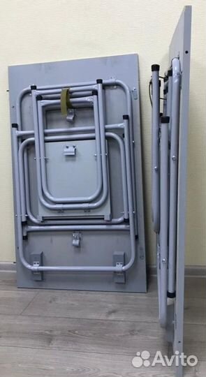 Полевая мебель Стол и два стула +