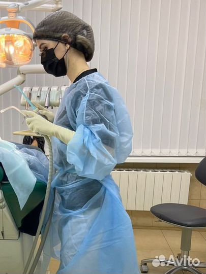 Ассистент стоматолога
