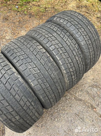Dunlop Winter Maxx SJ8 275/50 R21