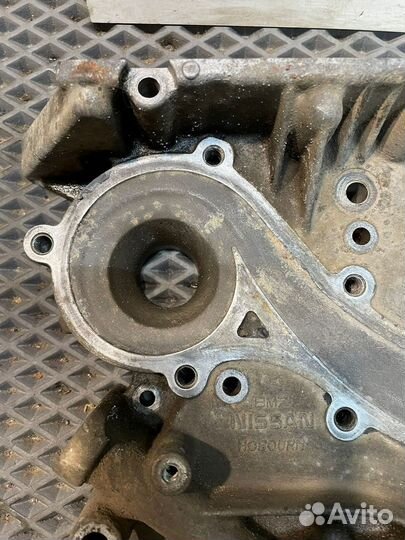 Крышка двигателя передняя Nissan Primera P12 02г