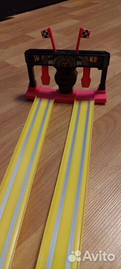 Автотрек и модельные машинки