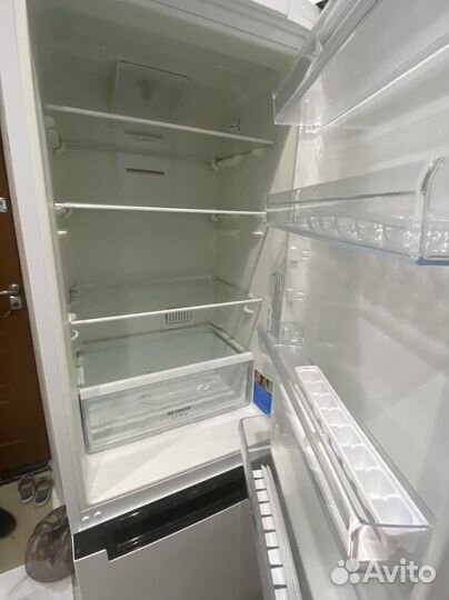 Холодильник indesit