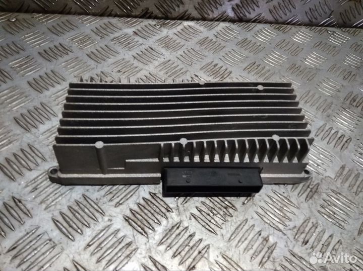 Блок электронный Q5 8R (08-17) (усилитель звука) б