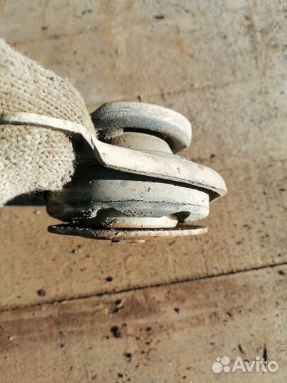 Подушка двигателя fiat albea