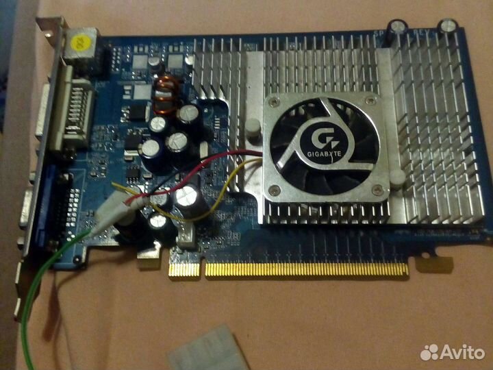 Видеокарта GeForce 6600