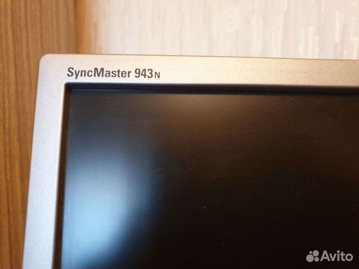 Монитор Samsung