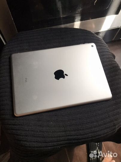 iPad 5 поколения, 32 GB, +куча игр и программ