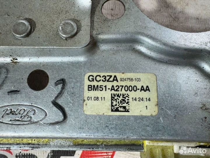 Стеклоподъемник электр. задний правый Ford Focus 3