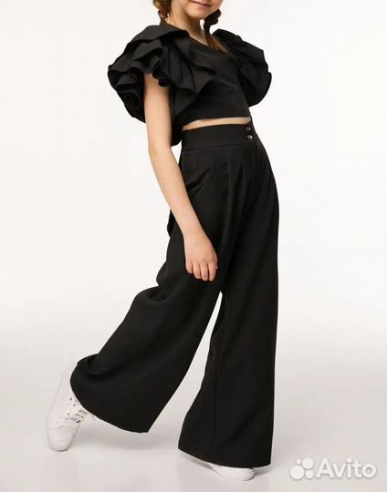 Костюм нарядный брючный для девочки 140