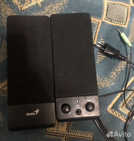 Компьютерные колонки genius