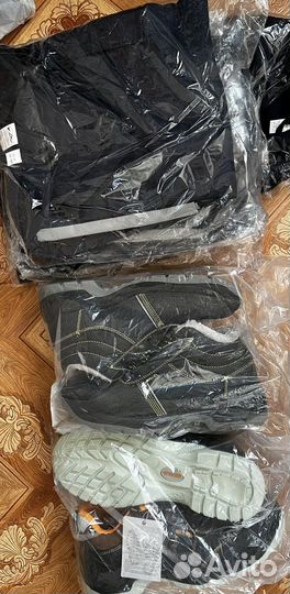 Спецодежда и обувь