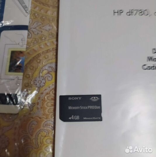 Фоторамка цифровая hp df820